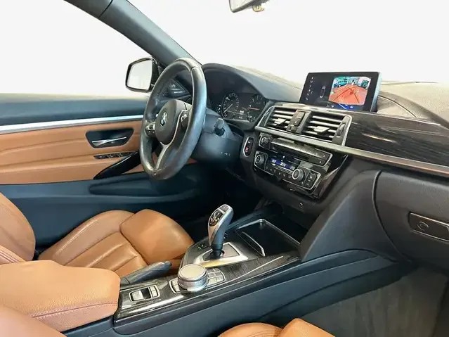 BMW 440