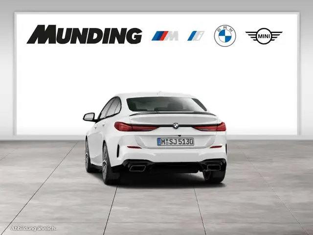 BMW 235