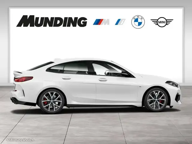BMW 235