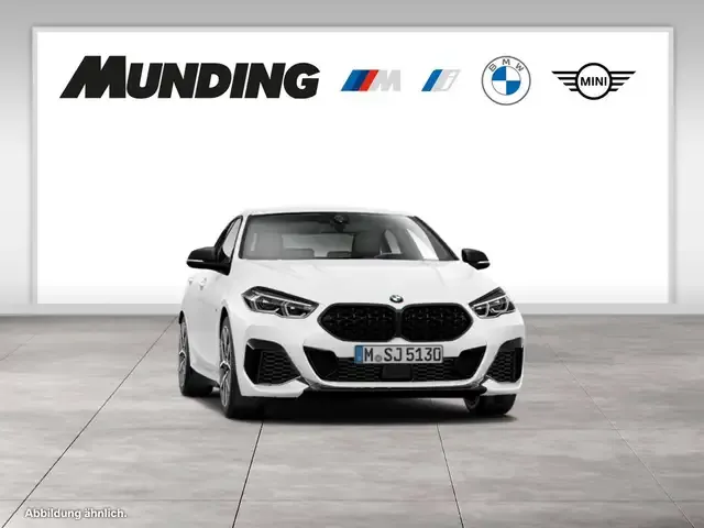 BMW 235