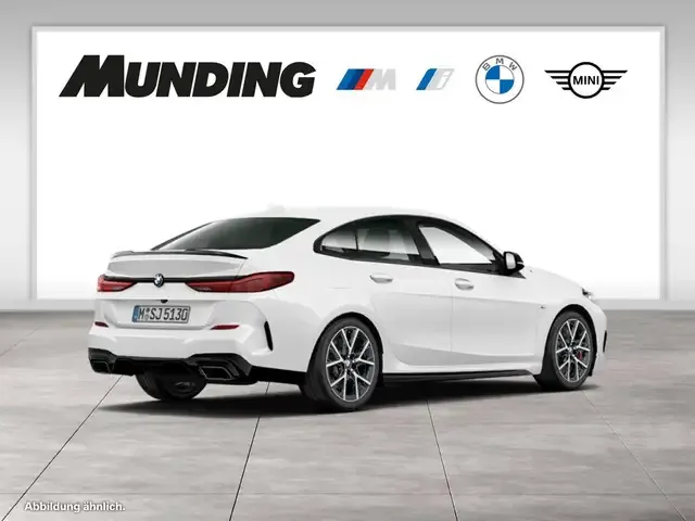 BMW 235
