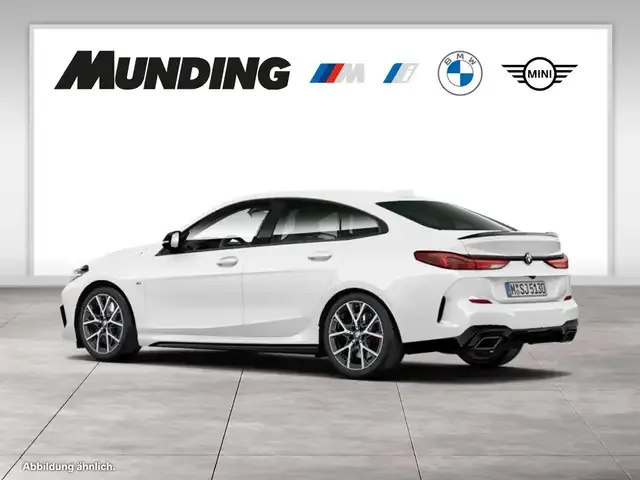 BMW 235