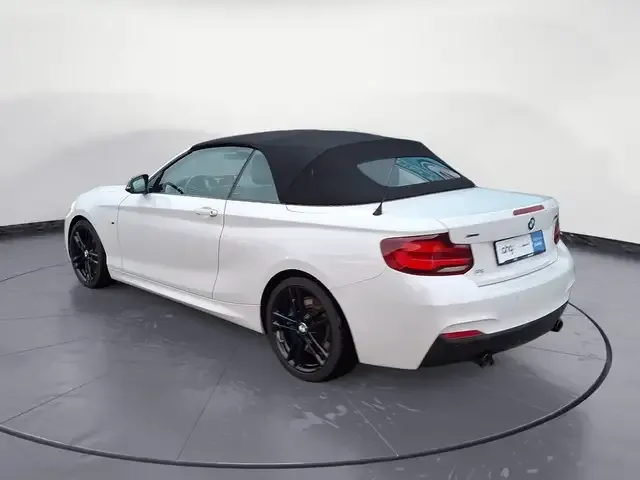 BMW 240