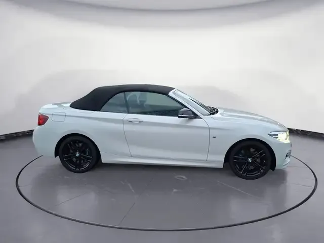 BMW 240
