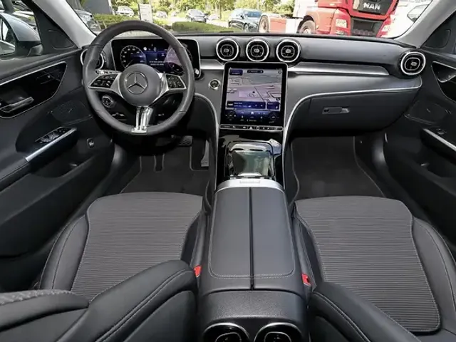 Mercedes-Benz C 200