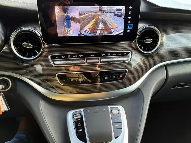 Mercedes-Benz EQV 300