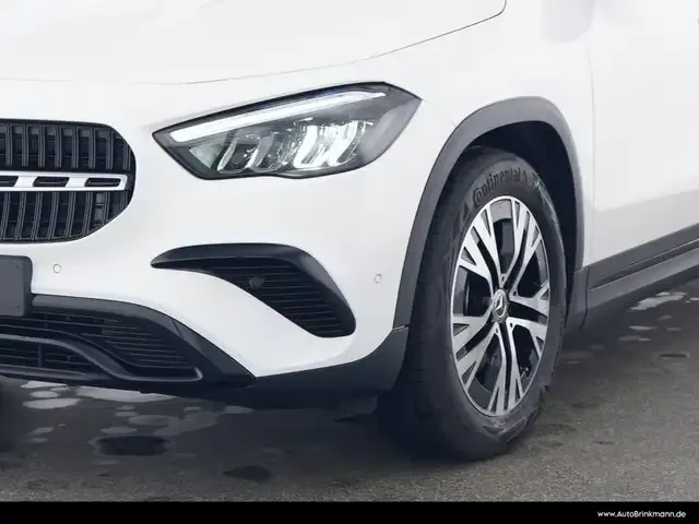 Mercedes-Benz GLA 180