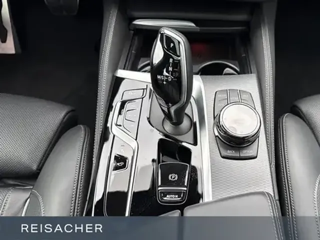 BMW 550