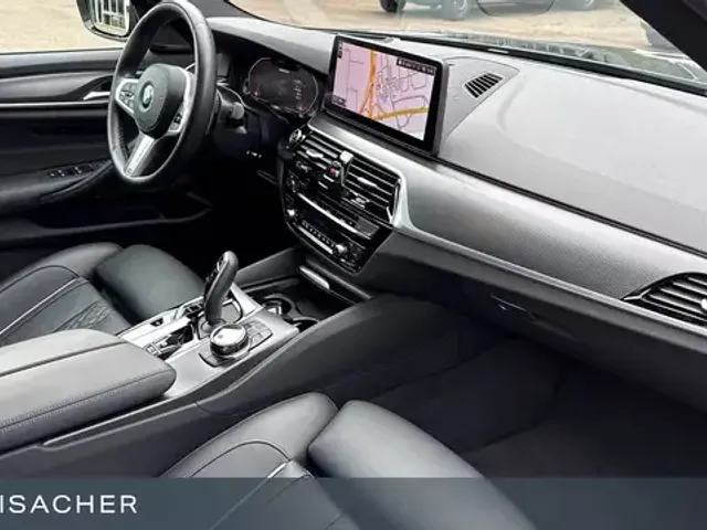 BMW 550