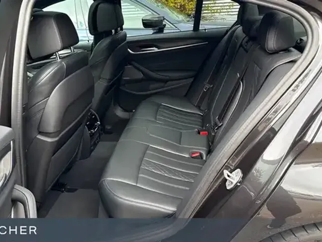 BMW 550