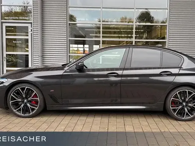BMW 550