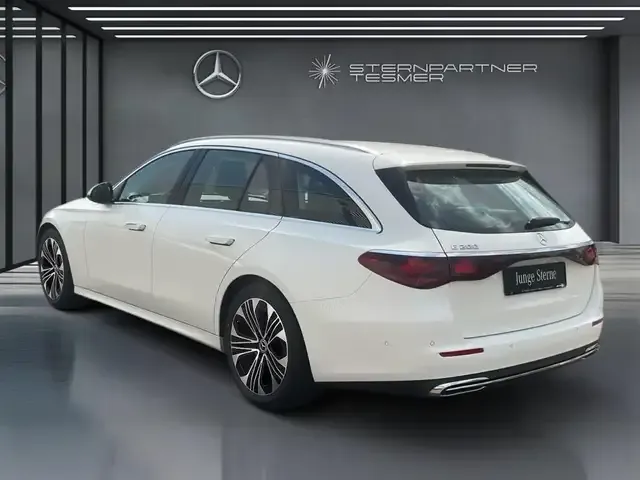 Mercedes-Benz E 200