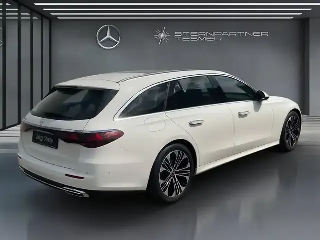Mercedes-Benz E 200