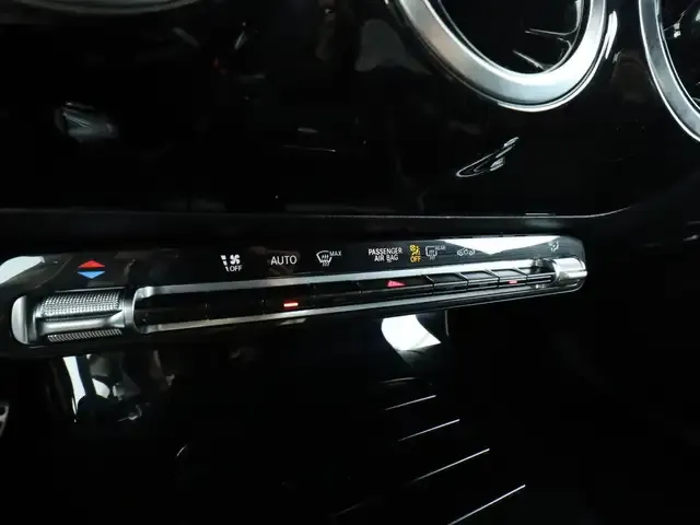 Mercedes-Benz CLA 220