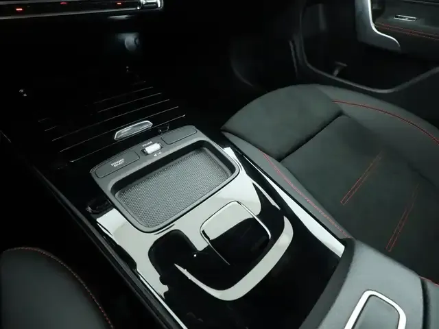 Mercedes-Benz CLA 220