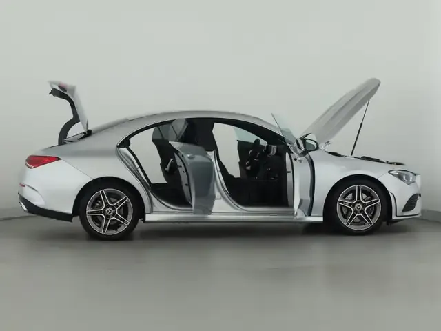 Mercedes-Benz CLA 220