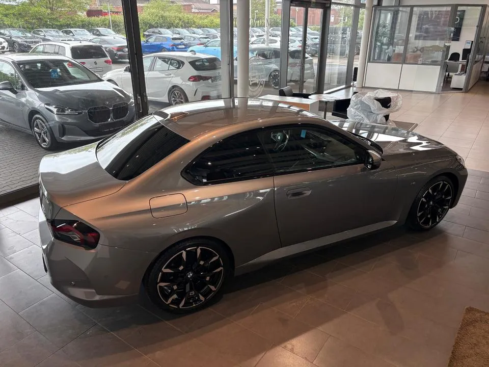BMW 220