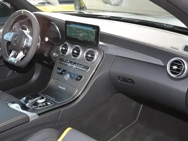 Mercedes-Benz C 63 AMG