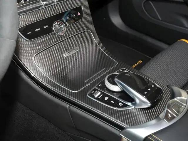 Mercedes-Benz C 63 AMG