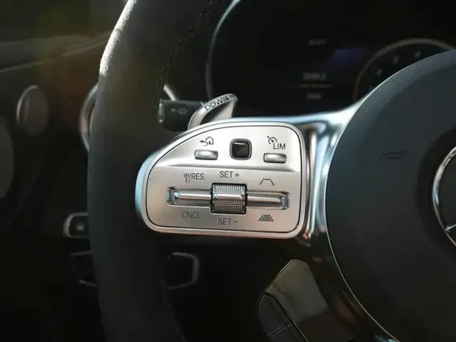 Mercedes-Benz C 63 AMG