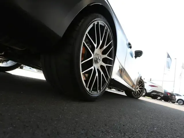 Mercedes-Benz C 63 AMG