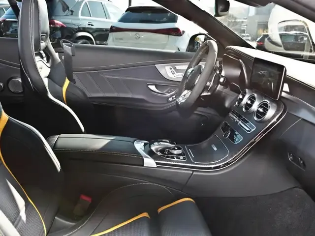 Mercedes-Benz C 63 AMG