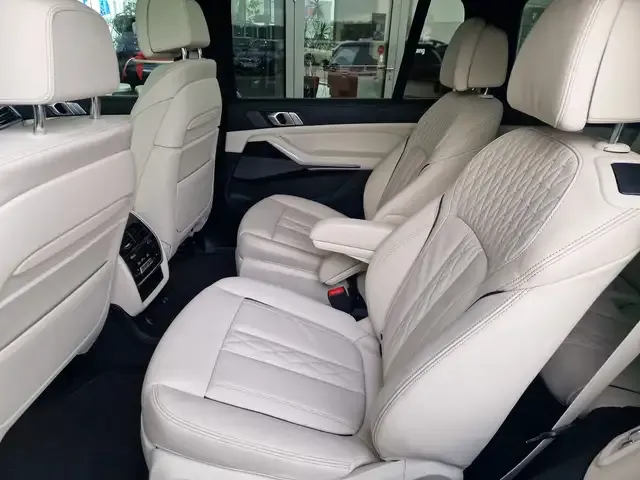 BMW X7 M