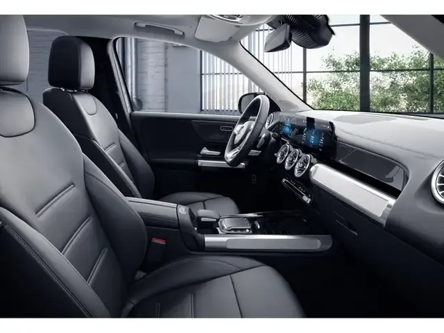 Mercedes-Benz GLB 220
