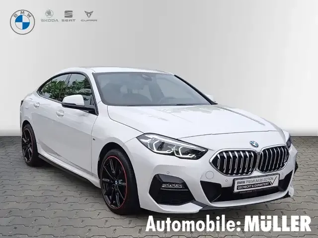 BMW 218