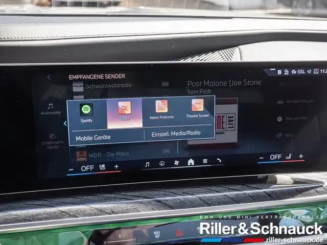 BMW i7