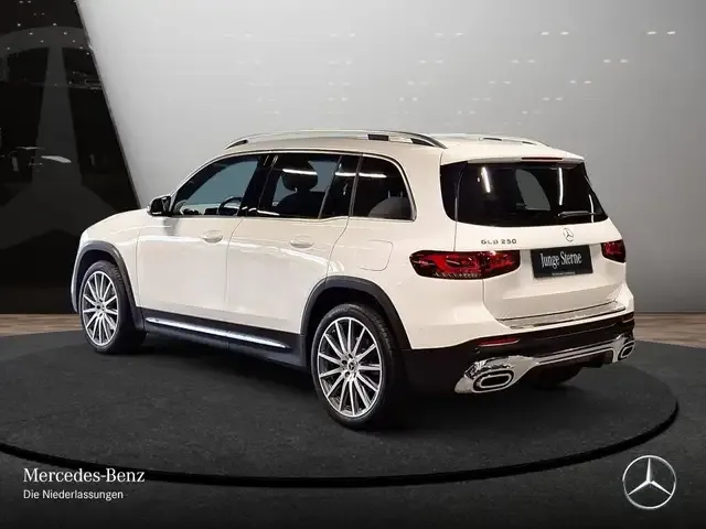 Mercedes-Benz GLB 250