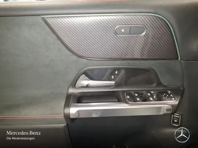 Mercedes-Benz GLB 250