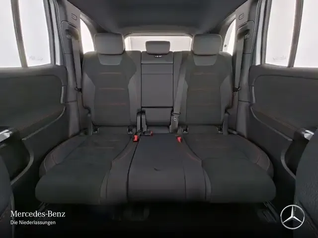 Mercedes-Benz EQB 300