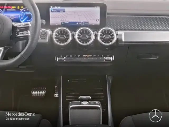 Mercedes-Benz EQB 300