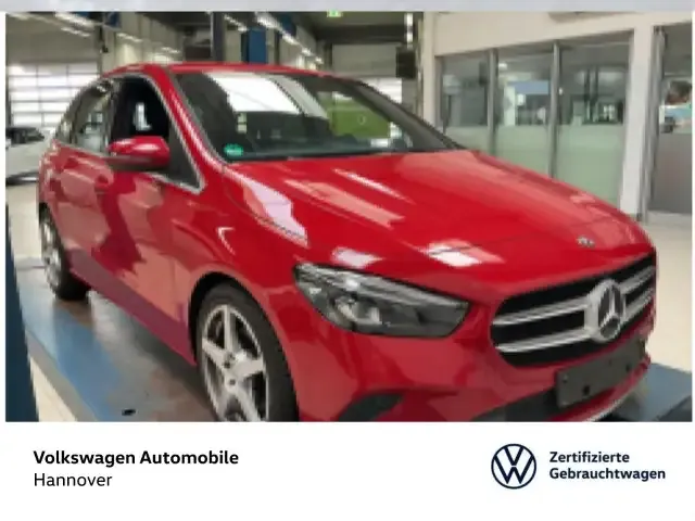 Mercedes-Benz B 220