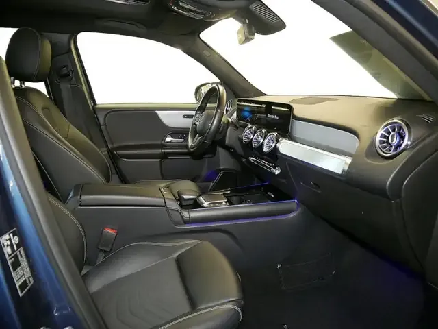 Mercedes-Benz GLB 200