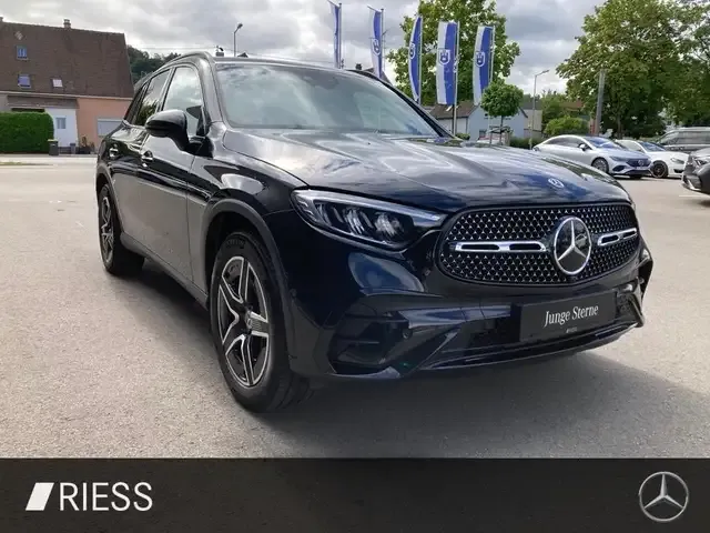 Mercedes-Benz GLC 220