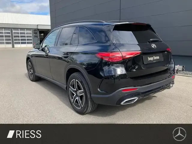 Mercedes-Benz GLC 220
