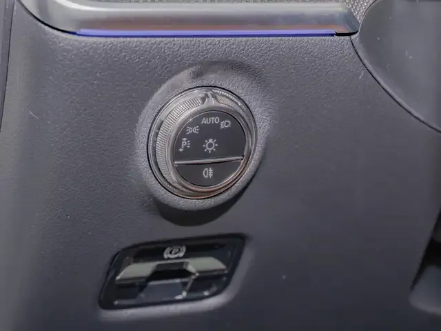 Mercedes-Benz CLE 220