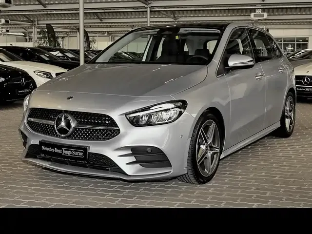 Mercedes-Benz B 220