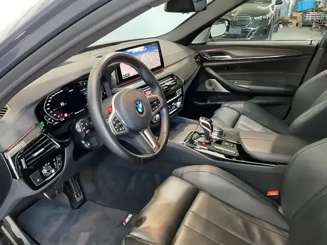 BMW M5