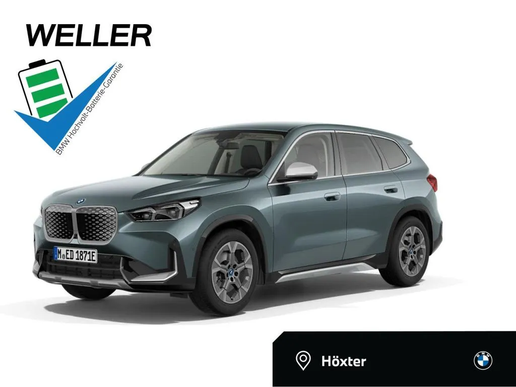 BMW iX1