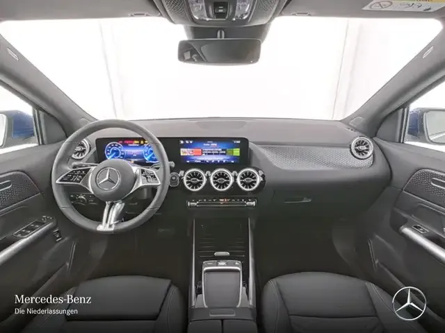 Mercedes-Benz EQA 300
