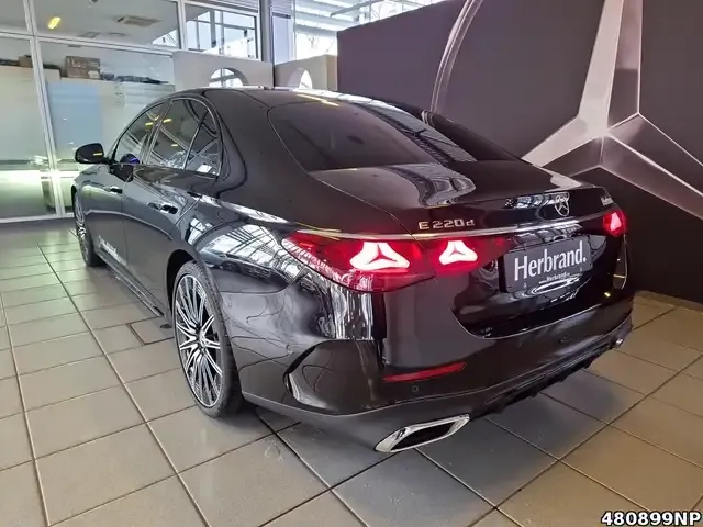 Mercedes-Benz E 220