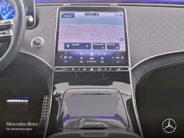 Mercedes-Benz EQE 350