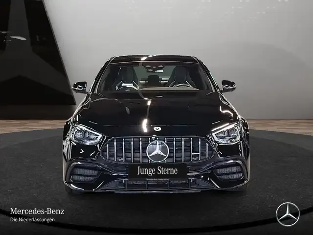 Mercedes-Benz E 63 AMG