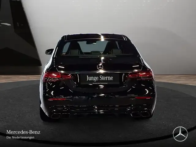 Mercedes-Benz E 63 AMG