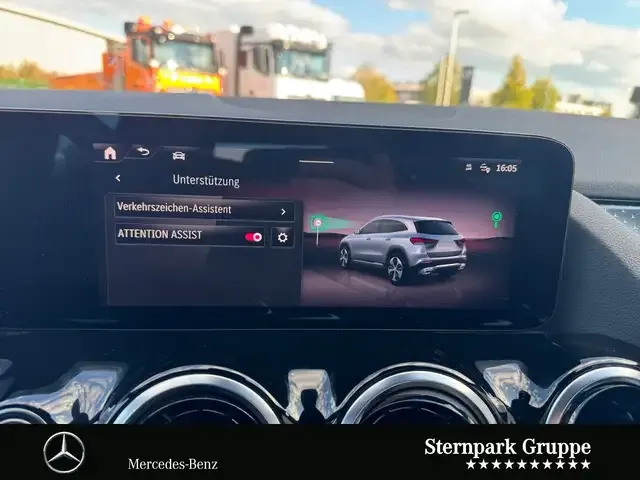 Mercedes-Benz GLA 250