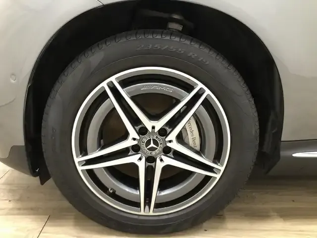 Mercedes-Benz EQC 400