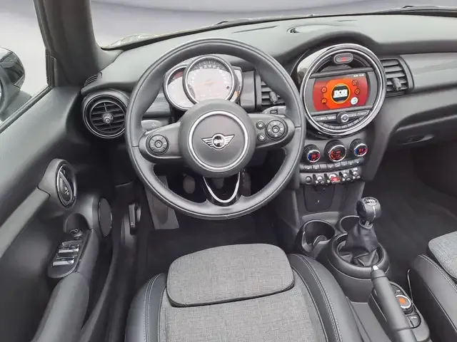 MINI Cooper Cabrio